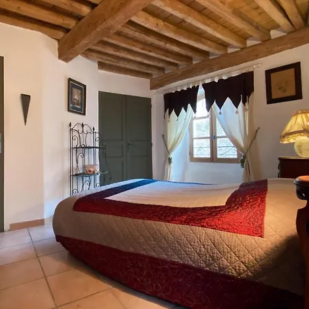 Orangerie De - - Bed & Breakfast Cardet