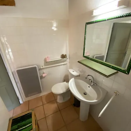 Orangerie De - - Bed & Breakfast 3*