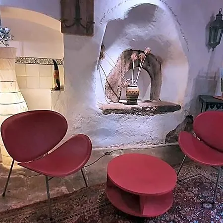 Orangerie De - - Bed and breakfast Cardet