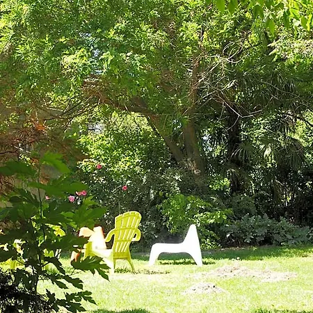 Orangerie De - - 3* Cardet