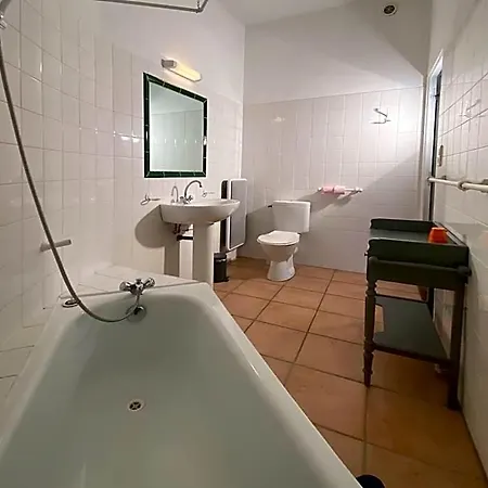 Orangerie De - - Bed and breakfast