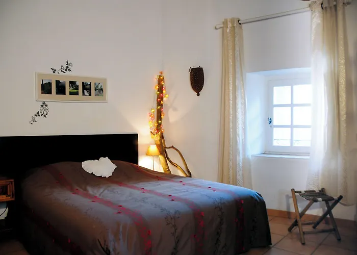 Orangerie De - - Alojamento de Acomodação e Pequeno-almoço 3*